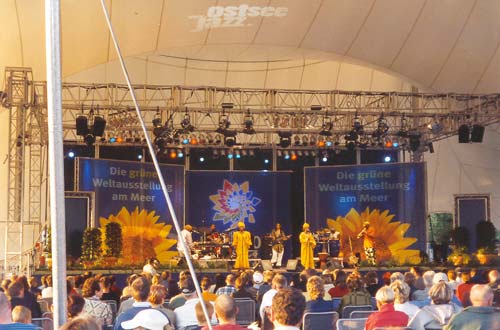 Jasper vant Hoffs "Pilli Pilli" auf der Parkbühne